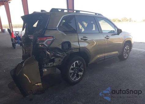 2025 Subaru Forester Premium z USA, uszkodzony, nr VIN JF2SLDDC5SH517764